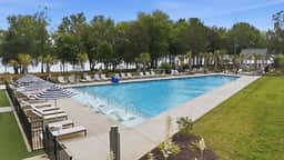 Lakeside Splash - Image 3